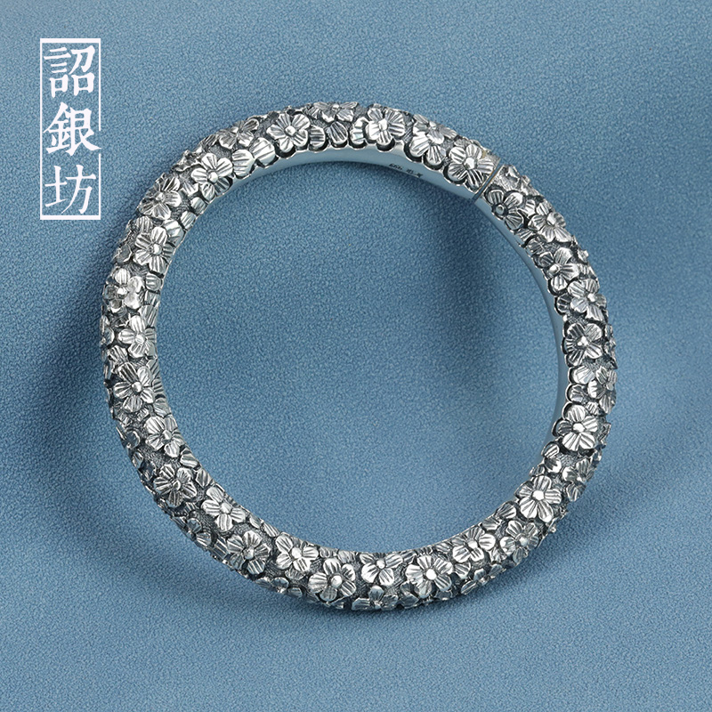 且末玉三色手镯：传统工艺遇见稀世珍宝