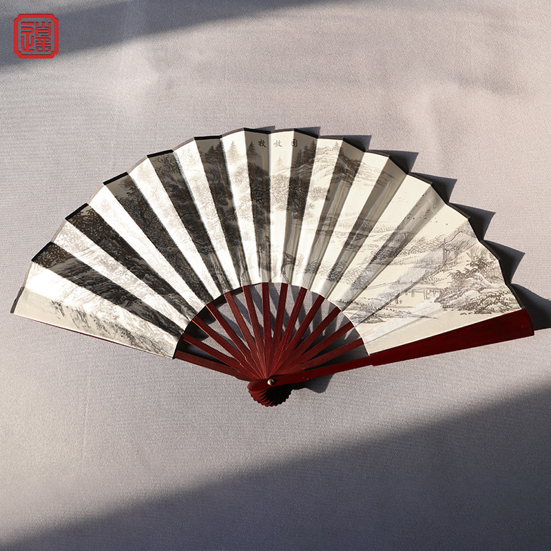 The groom's creative retro folding fan in Chinese style, the best man team's wedding props, wedding photos, calligraphy and painting landscape fans
