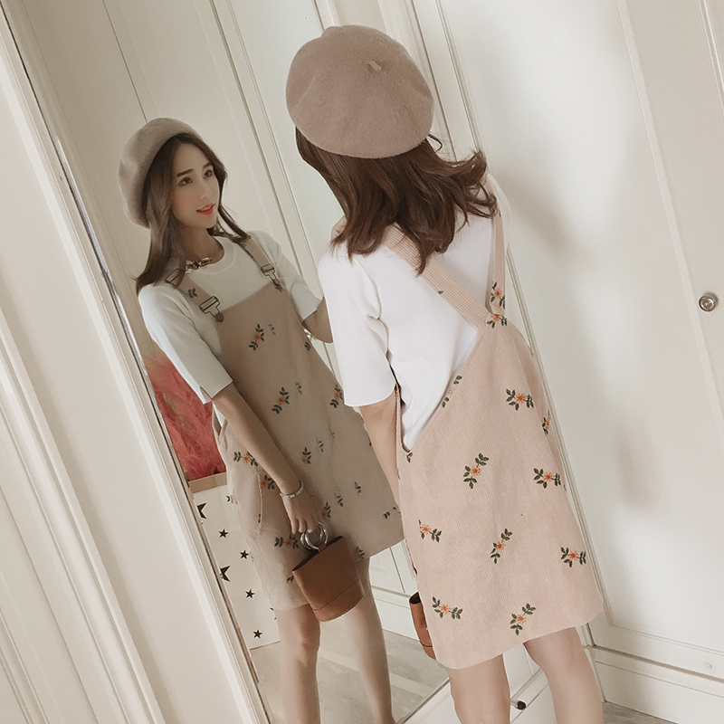 夏季新款女韩版宽松时尚中长款碎花背带连衣裙灯芯绒刺绣吊带裙子