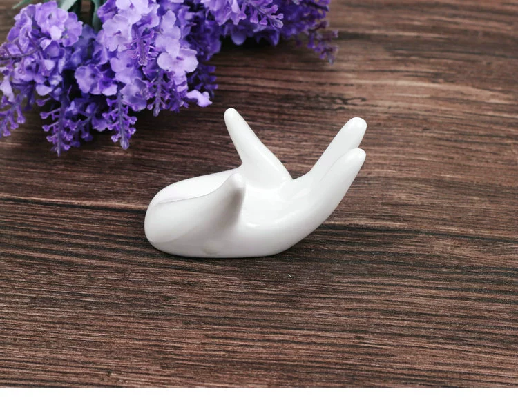 Gốm tay hình ảnh đạo cụ bergamot đạo cụ hạt vòng tay vòng đeo tay chụp đồ trang sức nhẫn ngọc lục bảo nhiếp ảnh - Vòng đeo tay Cuff