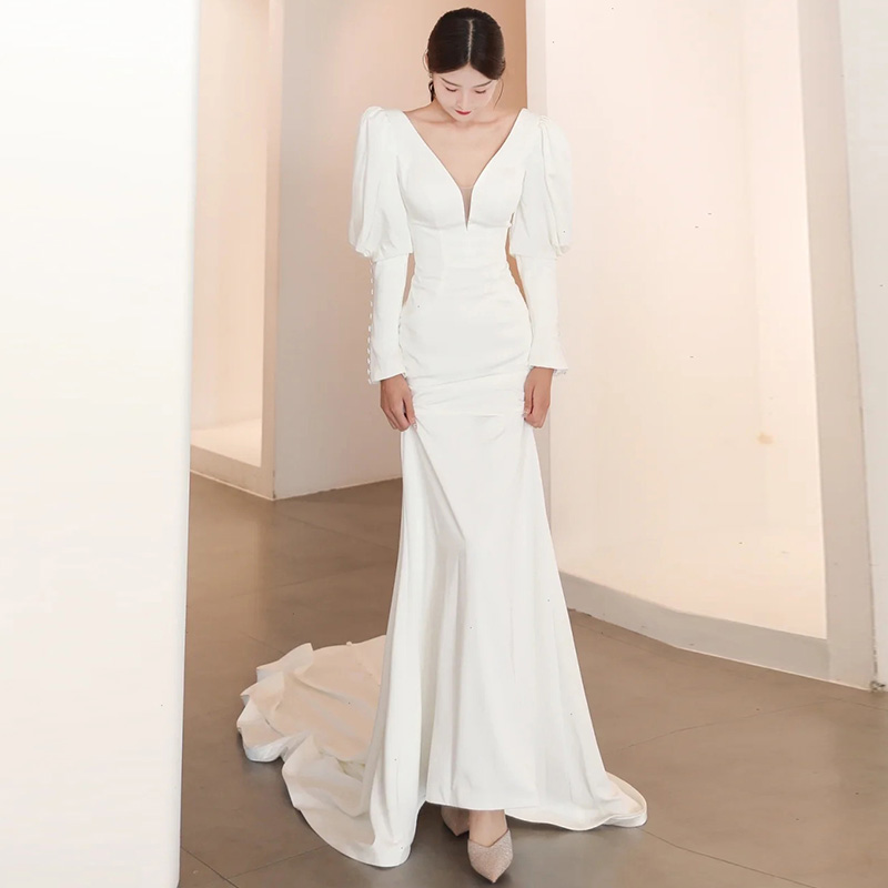 Retro winter wedding dress, french style, 2023 collection,  Retro winter wedding dress, french style, 2023 collection,