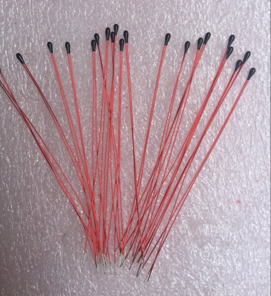 Imported NTC thermistor 10K B value 3950 line length 66mm