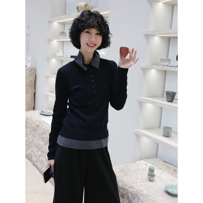 Tt Designer [Quiet Luxury Time] Color-Block Fake Two-Piece Knitted Base Shirt for Women, Spring and Autumn Old Money Style Long Sleeve Inner Layer