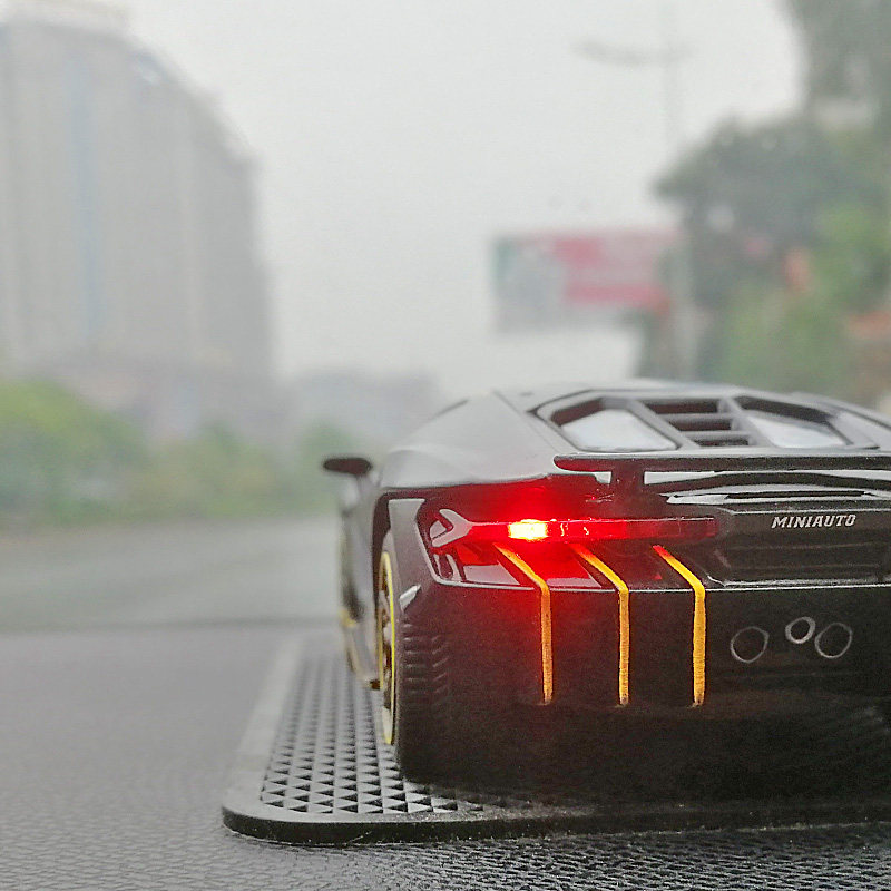 Blue Treasure Tenny 770 Car Model Car Swing Piece Creative Mesh Red Metal Car Accessories Perfume Essential Oils Fragrant Lavender