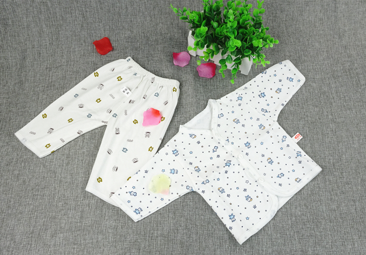 Coffret cadeau pour bébé - vêtements Le coton biologique - Ref 1957121 Image 36