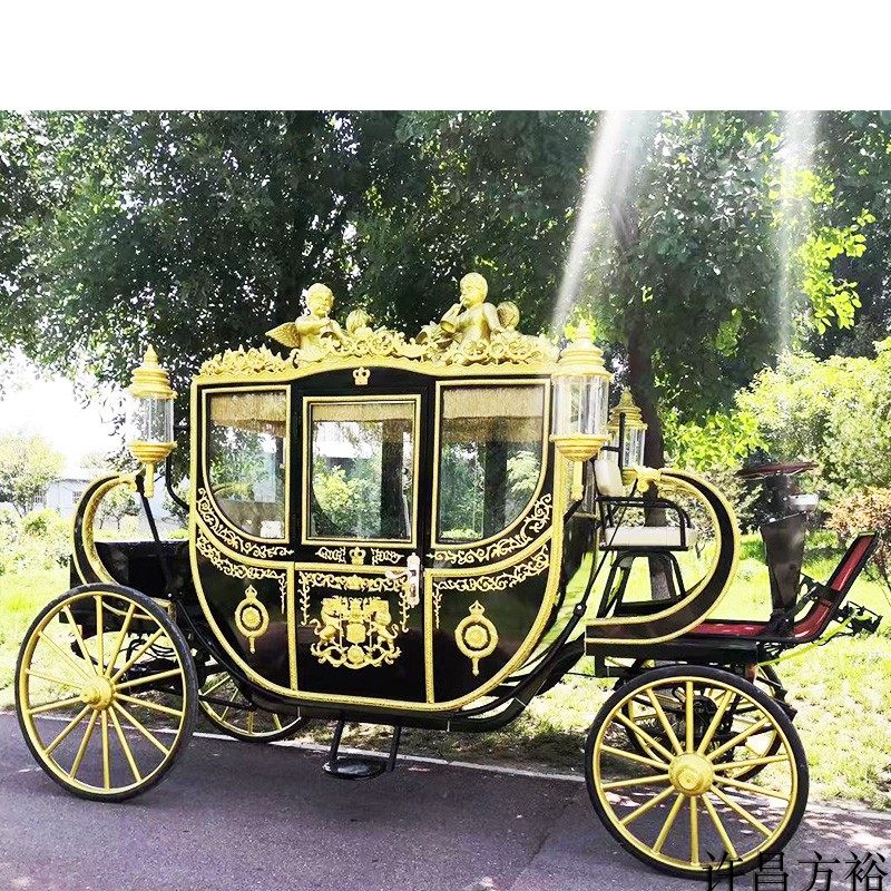 Custom European-style electric wedding royal carriage bull lads dog lads tourist scenic spots sightseeing pavilions museum tracks
