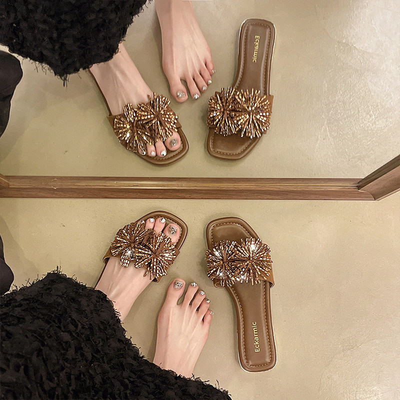 Retro Fireworks Rhinestone Flip-Flops for Women 2026 Summer New Style Flats-Soled Open-Toe Sandals for Beach Wear Retro Fireworks Rhinestone Flip-Flops for Women 2026 Summer New Style Flats-Soled Open-Toe Sandals for Beach Wear