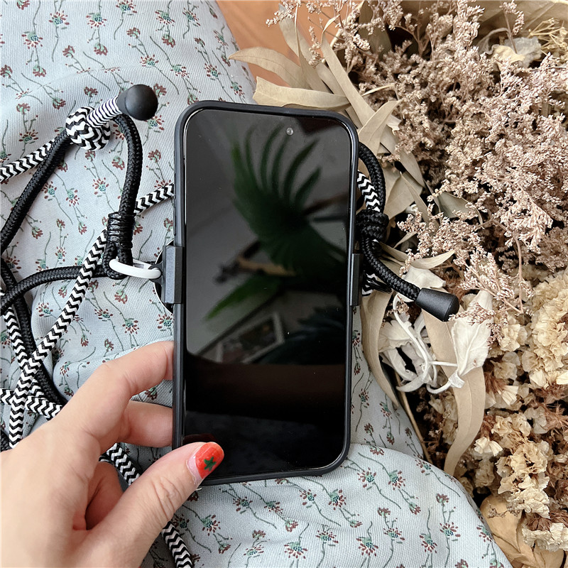 Fragrant Style Girl Little Black Mirror Clip Hanging Rope Diagonal Crossing Suitable for iPhone 13Promax Personalized_voghion.com