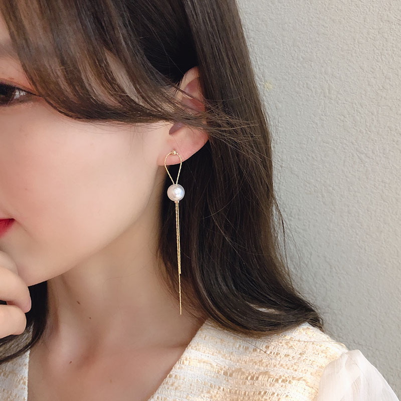 The Conspicuous Ear Necklace 2021 New Tide Woman Temperament South Korea East Gate Pearl Earrings in Long Edition Flow Su Earrings