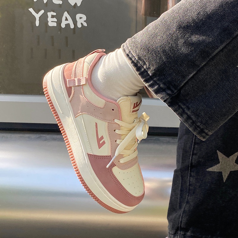 Pull-Back Peach Pink White Sneakers for Women, Spring and Autumn 2026 New Versatile Popular Breathable Niche Student Board Shoes