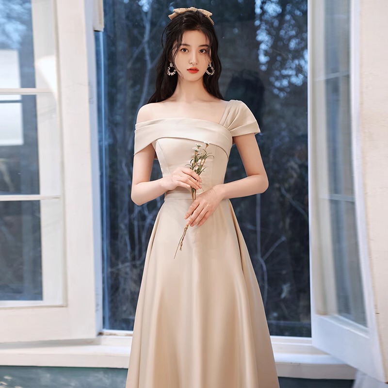 Champagne-Colored Bridesmaid Dress 2026 New Style High-End Bride Wedding Sister Group Banquet Evening Dress Simple and Elegant for Women