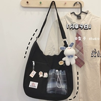 Черный (канадский кулон кролика)