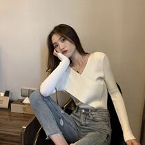 Deep v-neck knitted base shirt womens summer with tight long-sleeved top slim white sweater 2021 new
