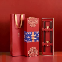 Two pairs of suits and suits and moving Joe migrating wooden carving wedding celebrations