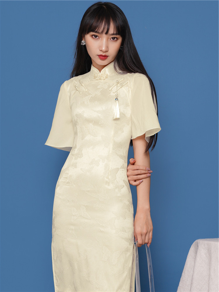Law-style niche qipao women's long version of retro temperament improved version of the young girl's young girl first love sweet and beautiful