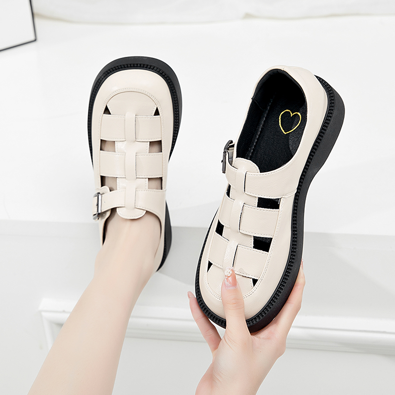 Summer Closed-Toe Roman Sandals for Women 2024 New Genuine Leather Casual Thick-Soled Hollow Shoes Soft-Soled Flat Pig Cage Shoes