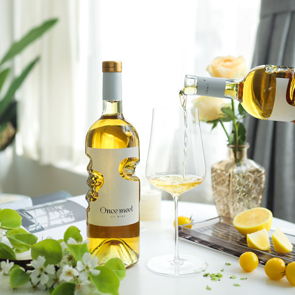 慕拉 上帝天使之手起泡酒 白葡萄酒 750ml 天猫优惠券折后¥39包邮(¥59-20)送巧克力红酒750ml 慕拉 上帝天使之手起泡酒 白葡萄酒 750ml 天猫优惠券折后¥39包邮(¥59-20)送巧克力红酒750ml