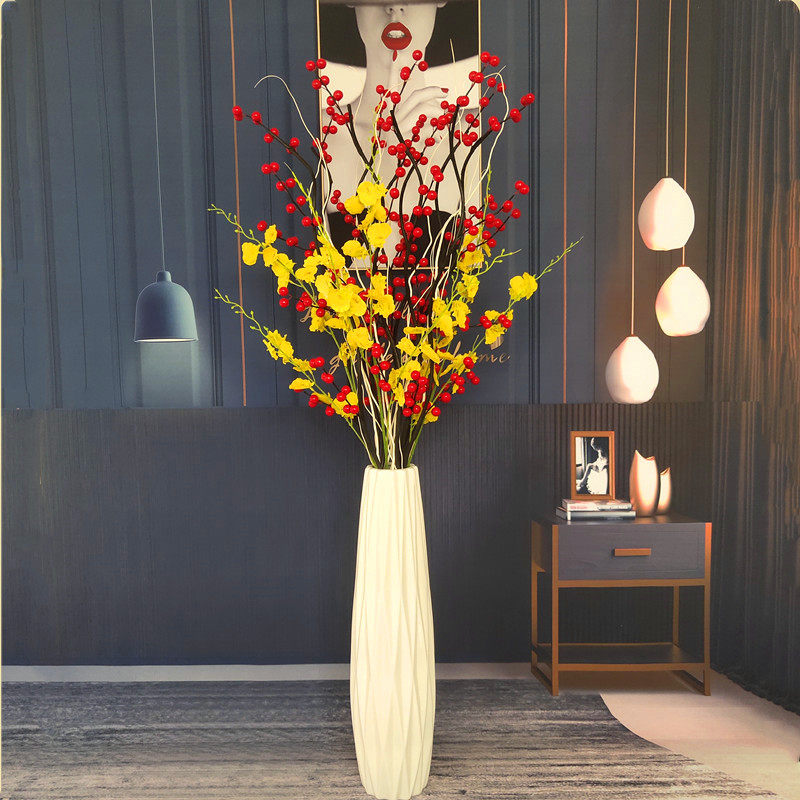Living room dry flower decoration flowers emulated red fruits Fables with red and red fire and fire on the ground flowers and decorations flowers and decorations