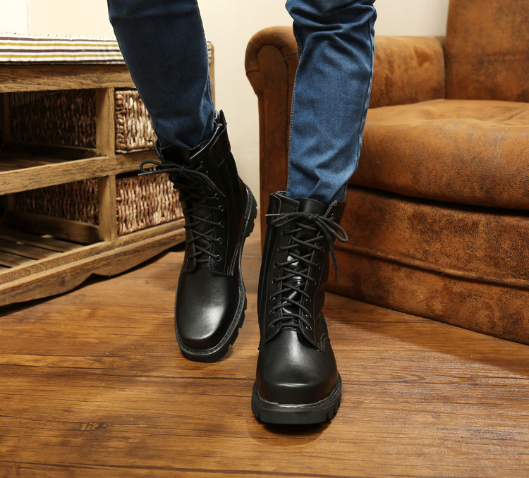 Bottes militaires en cuir - lumière - Ref 1398736 Image 11