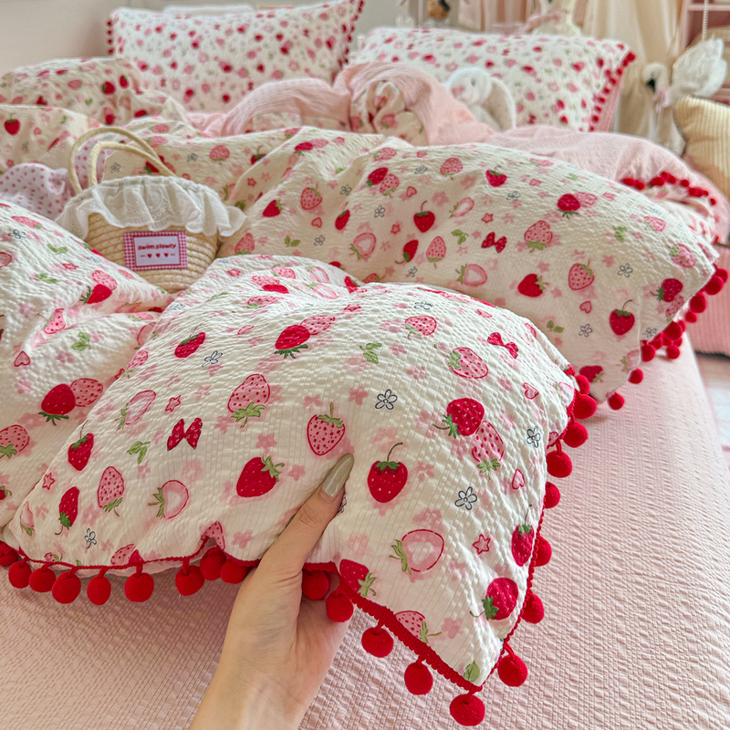 Girly Strawberry Fleece Edge Double Layer Gauze Washed Cotton Four-Piece Set Duvet Cover Bed Sheet Dormitory Apartment Three-Piece Bedding Set