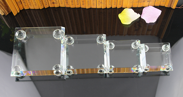Trang trí văn phòng máy tính để bàn đơn giản hiện đại plexiglass khung cơ sở khung vuông có thể được tùy chỉnh logo chữ dcor phòng ngủ vintage