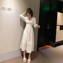 White dress spring and autumn waist thin temperament Super fairy French retro V-neck chic gentle fairy dress summer