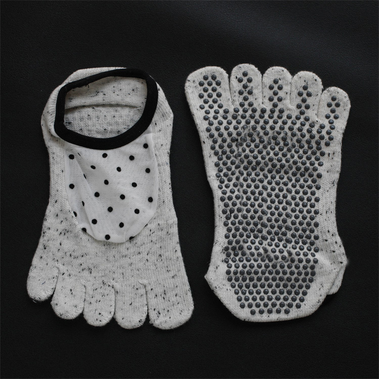 Yoga Five-Toe Socks Size 34 Small Feet XS Small Size Short Non-Slip Boat Socks Pilates Dance Toe-Covering Backless Yoga Five-Toe Socks Size 34 Small Feet XS Small Size Short Non-Slip Boat Socks Pilates Dance Toe-Covering Backless