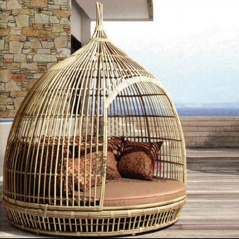 Outdoor bed Terrace courtyard leisure bed Garden swimming pool lunch break sun chair Resort beach creative bed