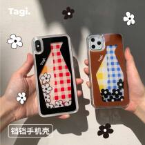 Tagi Dang mobile phone case Little Flower Field meeting 2 color plaid vase black and white flower sliding floating transparent shell