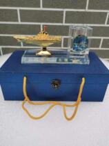 Liaoning ship 17 ship model crystal pen holder 1:2000 gold-plated Liaoning Ship souvenir model ornaments