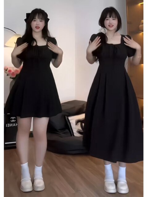 Plus-Size Unique Design Square-Neck Dress for Summer, Slimming Waist, Tummy-Concealing, Elegant and Distinctive Dress