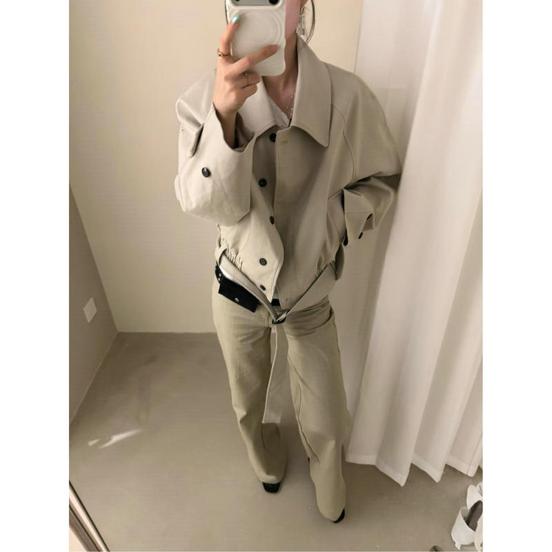 Korean-Style Short Jacket with Lapels for Women, Autumn, Relaxed Fit, Waist-Cinching Belt, Khaki, Loose and Versatile Workwear Jacket