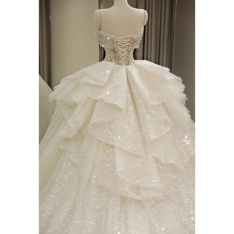 One -shoulder wedding dress 2023 new bride French wedding dress is escaping One -shoulder wedding dress 2023 new bride French wedding dress is escaping