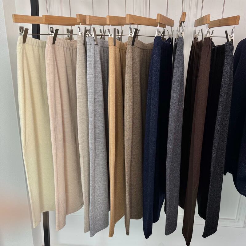 Sa German Yangzi Yarn 2-Ply 60-Count Worsted Wool Minimalist Relaxed Feel Blingbling Knit Skirt