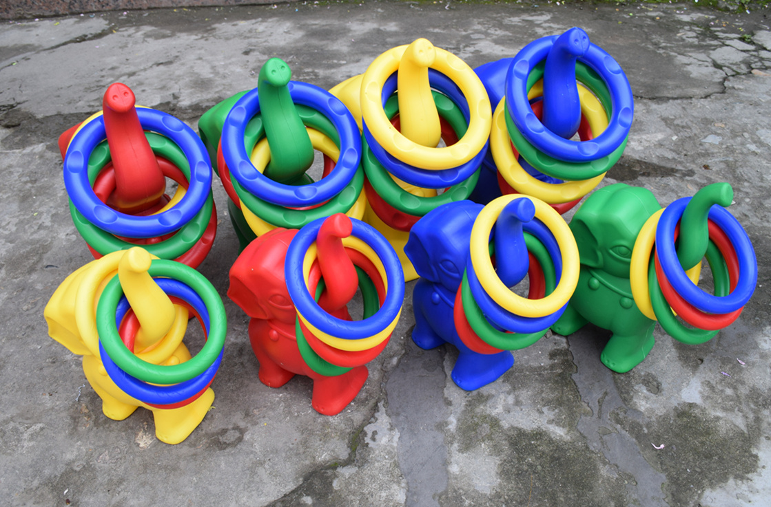 Kindergarten elephant ferrule toy children outdoor physical fitness feel integrated training equipment for children's elephants to throw the ferrule