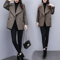 Small hair coat female Han edition fashion small suit 2022 autumn and winter new short - shaped clothes coat woman