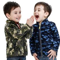 Boys coat foreign atmosphere middle child 2020 Spring children Korean hooded jacket fleece camouflage coat children