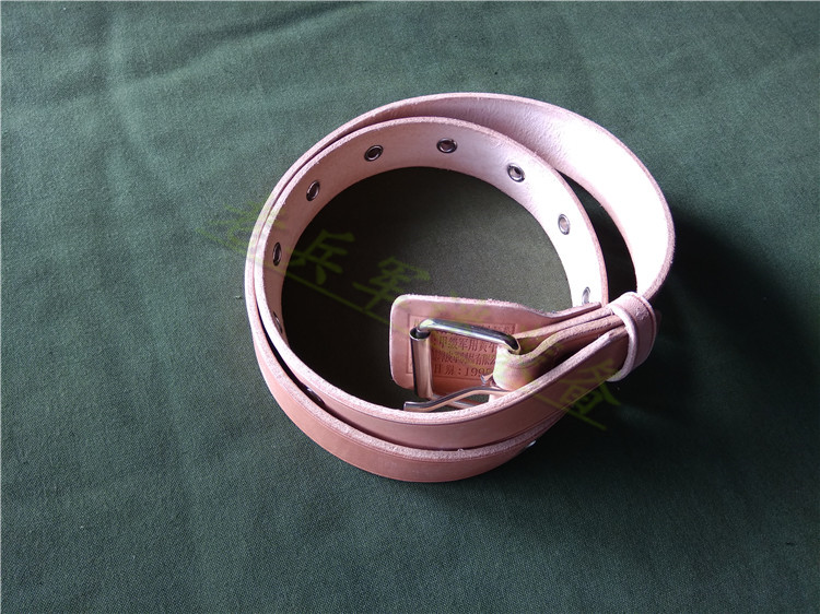 Military fans love the '95 Armored Soldier Inner Belt Grade A Bovine Leather Belt Pin Buckle Mens Belt