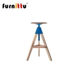 furnittu Классическая дизайнерская мебель Tom -Jerry Stool Studio Studio Случайный барный стул