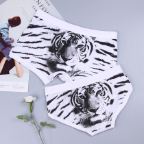 Couple underwear cotton sexy breathable U convex cartoon tiger cute creative male flat corner female triangle set gift box