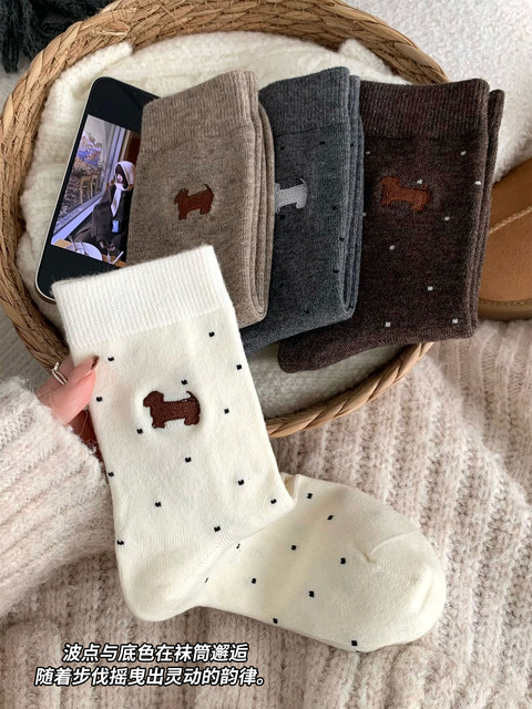 Polka-dot wool socks, women's mid-calf socks, autumn and winter thickened warm cashmere pile socks with Birkenstock shoes, winter stockings