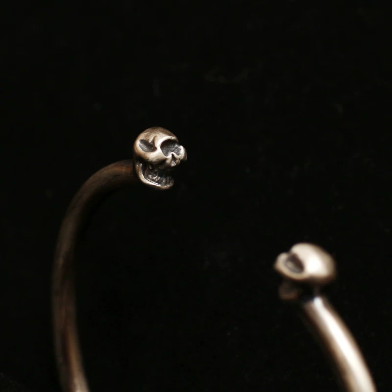 一休高山隆 STOP LIGHT 925 sterling silver one -eyed double skull bracelet personality trendy silver bracelet