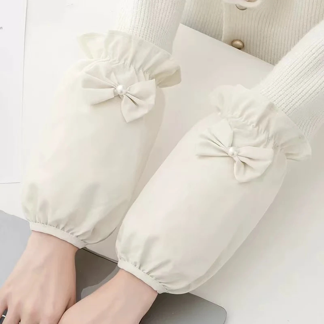 Fashionable bow-knot waterproof and oil-proof sleeves, non-leakable, fashionable protective cuffs, stylish women's anti-fouling and anti-dirty sleeves