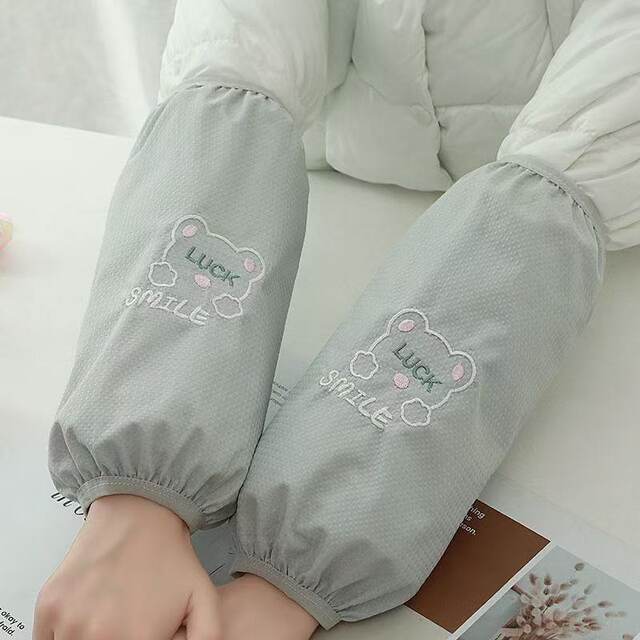 Long anti-fouling and waterproof sleeves for autumn and winter adult students' down jackets for work, housework, sleeves, work sleeves