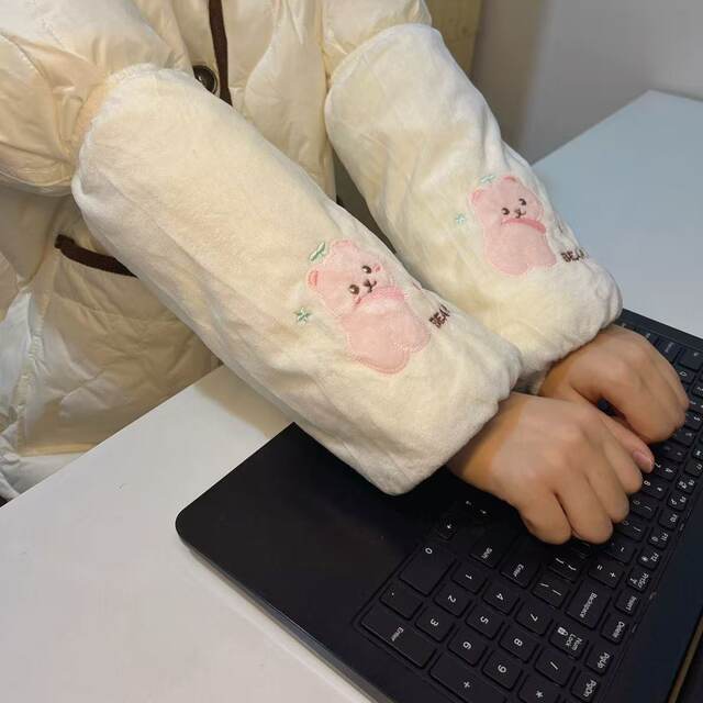 Long autumn and winter sleeves, stain-resistant and anti-fouling sleeves, cute student sleeves, work down jackets, adult sleeves