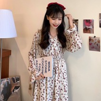 Spring 2021 Popular New French Skirt Fairy Super Fairy Sensen Butterfly Sleeve V Collar Floral Dress Women Tide