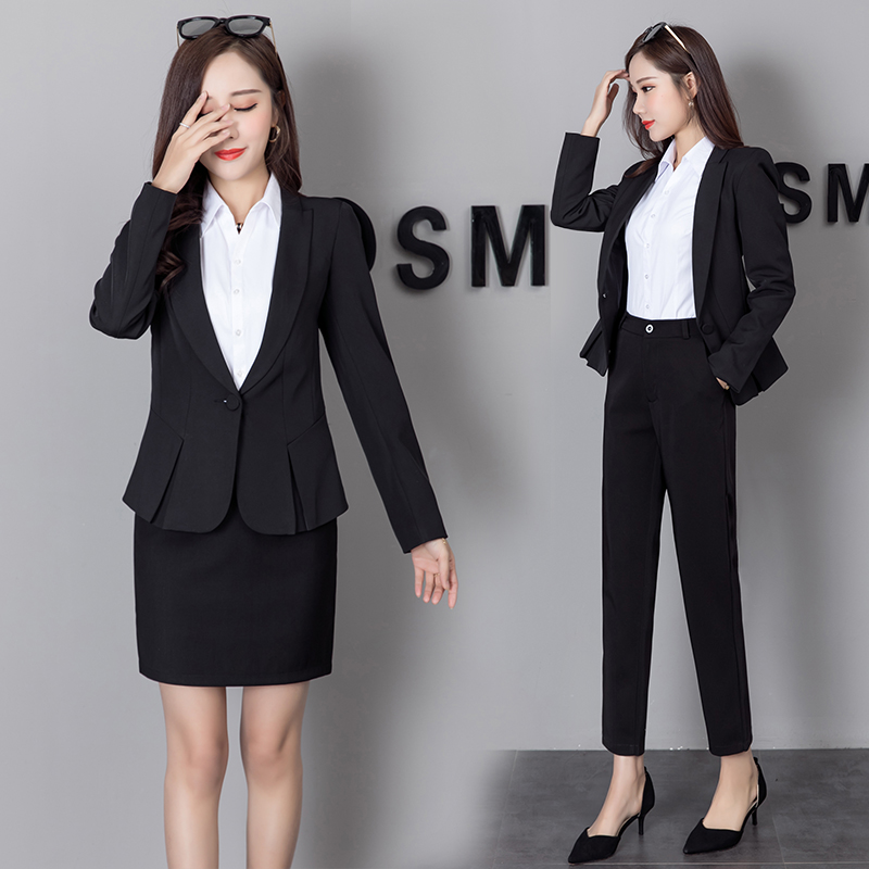 Tailleur femme - Ref 3242755 Image 1