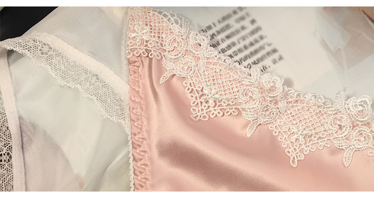 Châu Âu và Mỹ sang trọng tòa án ren lưới gợi cảm trong suốt đồ lót phụ nữ eo giữa cotton tóm tắt - Vòng eo thấp lot ren trong suot goi cam