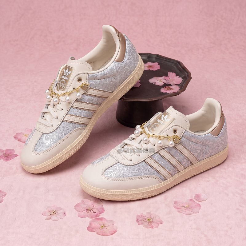 Adidas Samba Sports Casual German Training T-Head Women's Shoes, Same Style as Song Yuqi Adidas Samba Sports Casual German Training T-Head Women's Shoes, Same Style as Song Yuqi