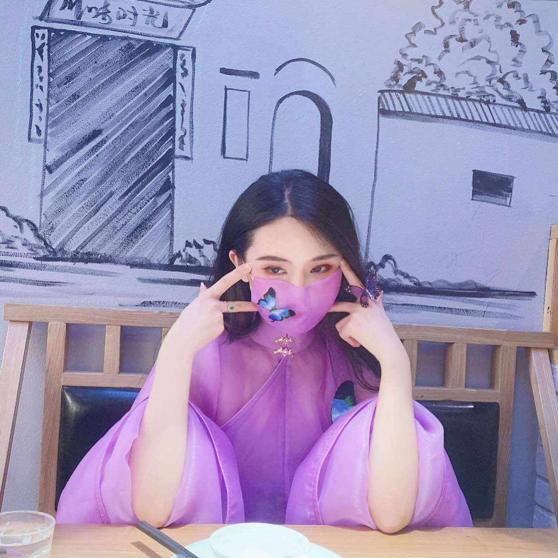 The Son Tribute Tour Garden Terrified Hanfu Embroidered Mask can be matched with the fairy masks of various hanfu 